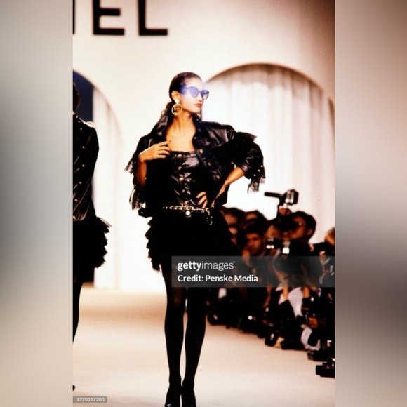 Chanel Vintage S/S 1987 Black Lambskin Leather Lace Gold Wheat Mini Dress - Picture 3 of 16